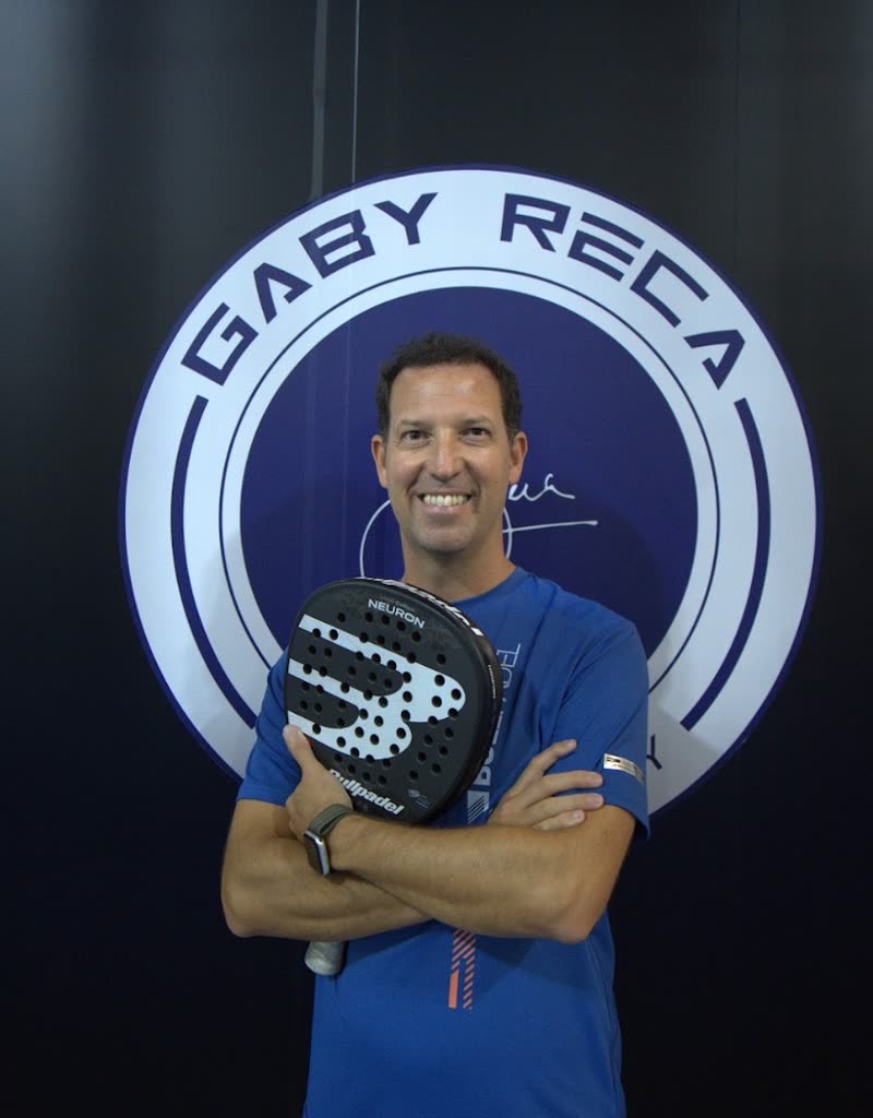 Carlos Ferretti at the Gaby Reca academy
