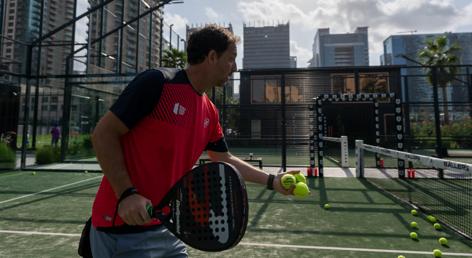 Carlos Ferretti coaching padel in Dubai